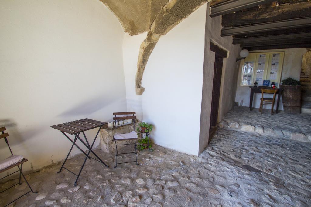 Sotto Il Castello Gagliano Aterno Exterior foto